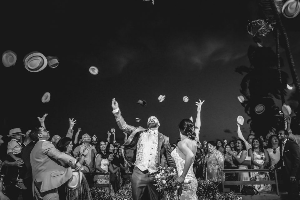 CASAMENTO | KARINY & PIERO - Praia Aver o Mar Sirinhaém - PE.